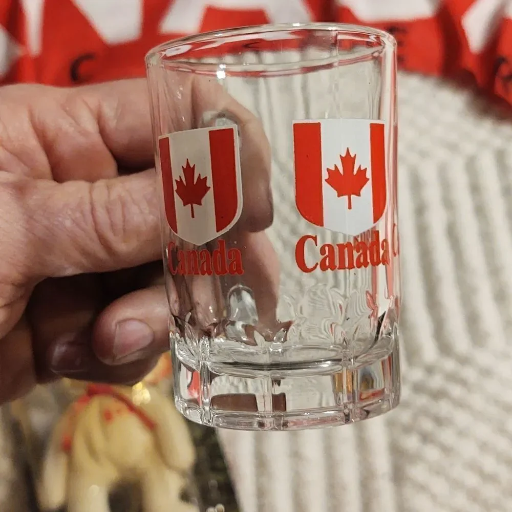 OH Canada bundle, FIFA 2015‎ world cup scarf, Beanie baby maple,shot glasses,